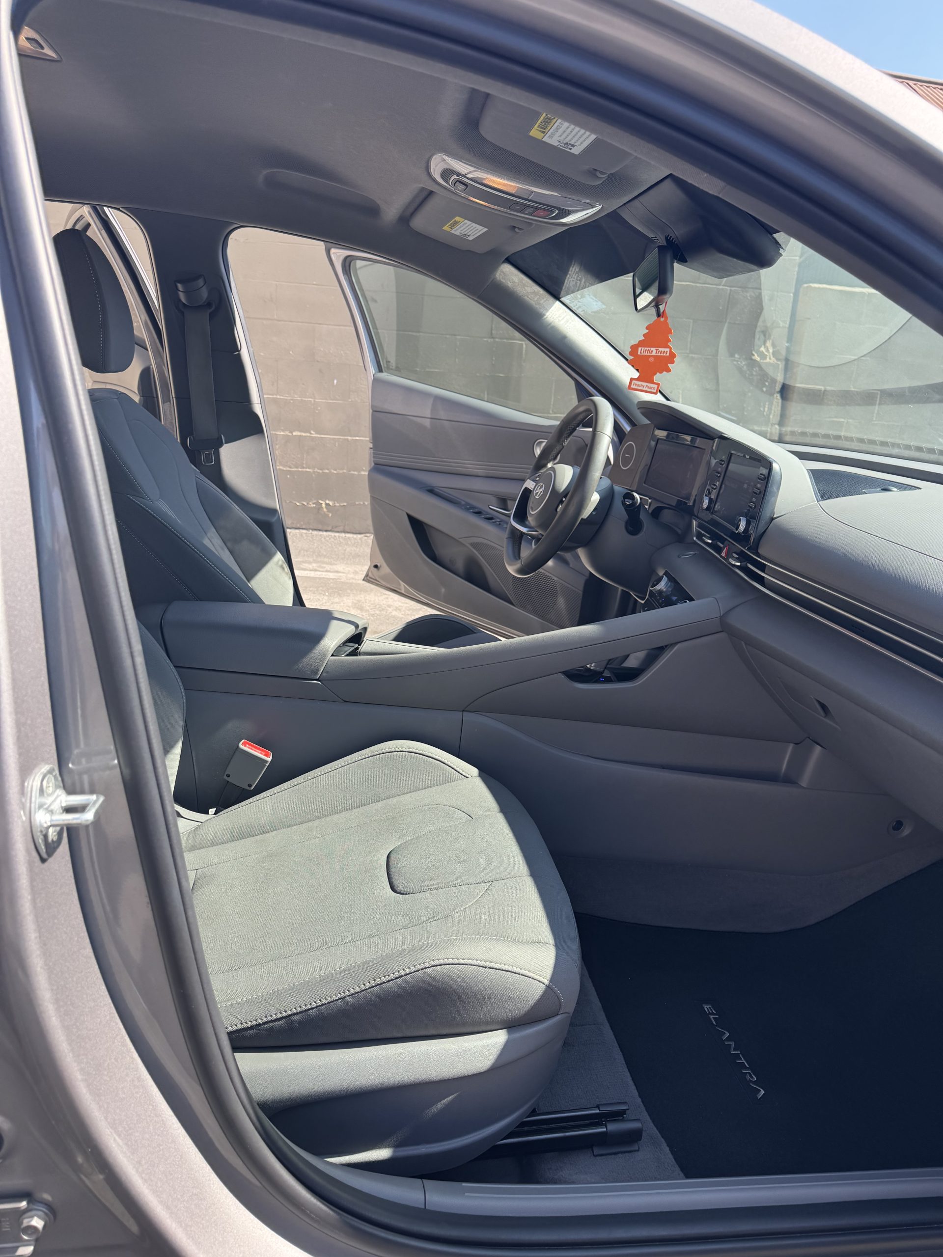 2022 Hyundai Elantra SEL Sedan 4D